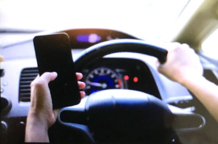 @📲ながらスマホ__👎