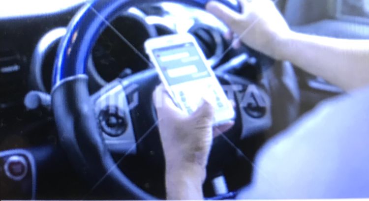 @📲ながらスマホ__👎