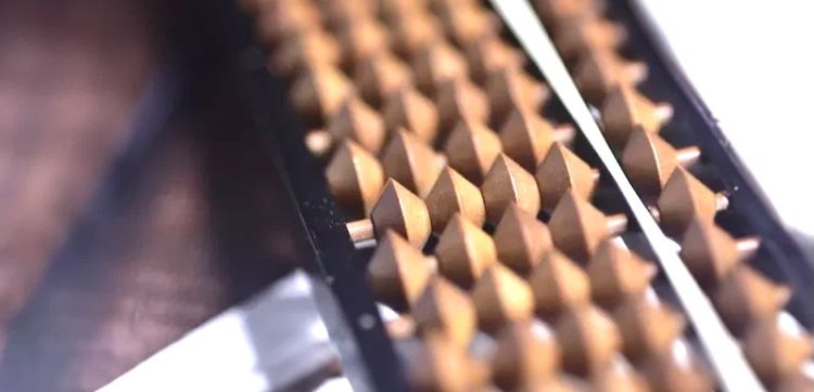 @そろばんvs電算機の勝負__ !