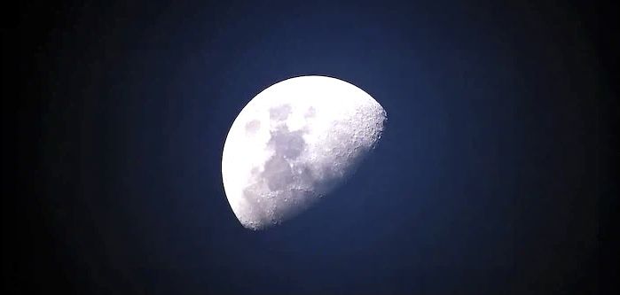 @アポロ8号__世界初の月周回飛行に成功 b!