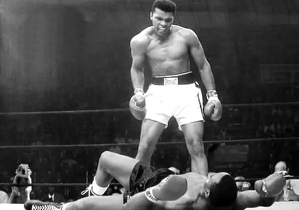 @カシアス•クレイ__世界ベビー級チャンピオン !