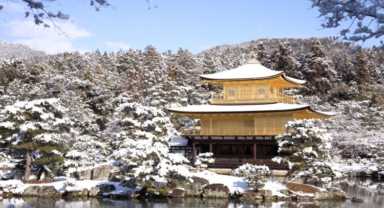 @今日は [感動ハネムーンの日]__新婚旅行•何処行きたい？に回答♪