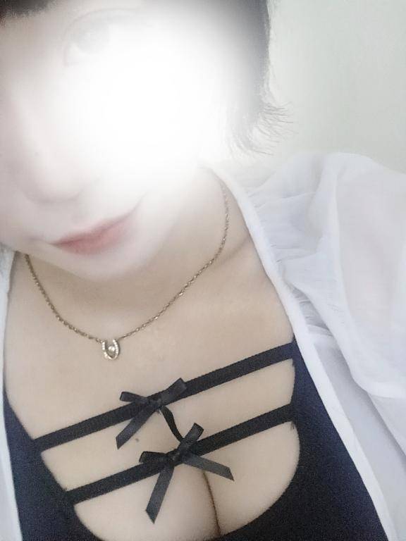 今日いつもよりナチュラルメイク?