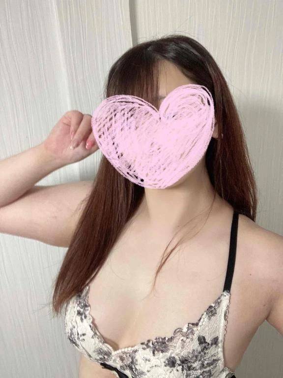 初手で誘惑する女❣️