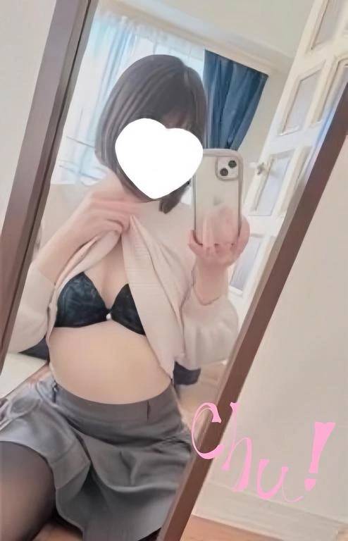 💓パンツ越しに擦られただけで…