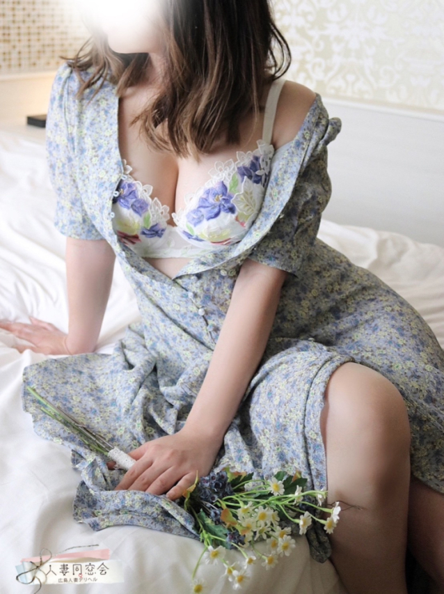 乙葉(おとは)（60分総額12000円【人妻同窓会】『信頼の証ヴィーナスグループ』）
