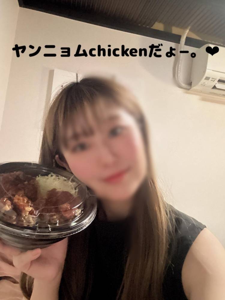 ヤンニョムchicken❤︎広島ご飯。ことの