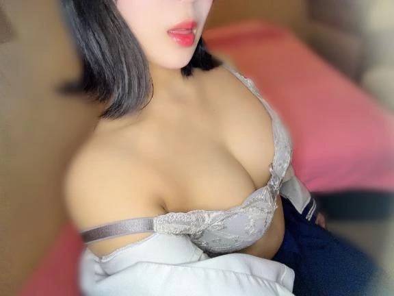 気になったなら、会いにきて？🤍