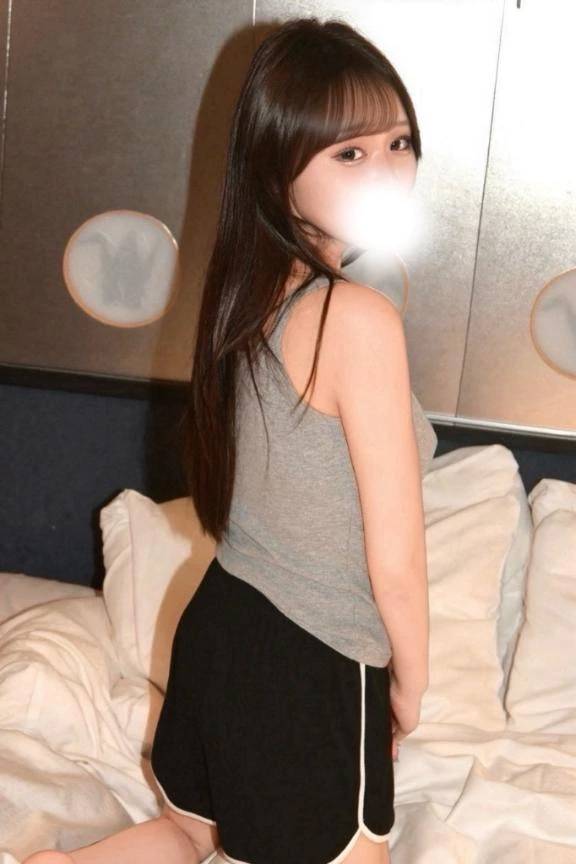 先生の素肌に触れたら、もう戻れない…放課後の密室でほどける優等生のプライド🤫