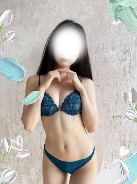 ねぇ、ねぇ、構って…？