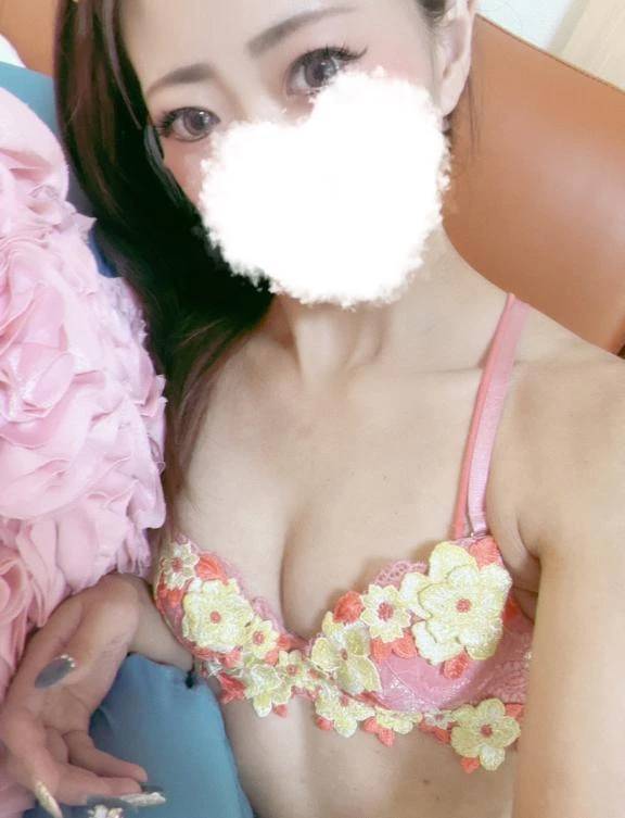 明日は出勤Day💕💕💕