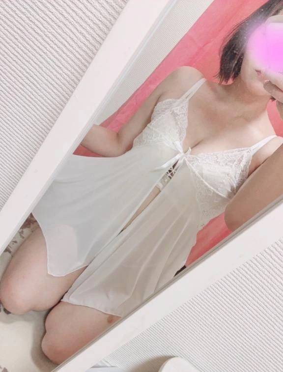サリー(ELEGANCE エレガンス)