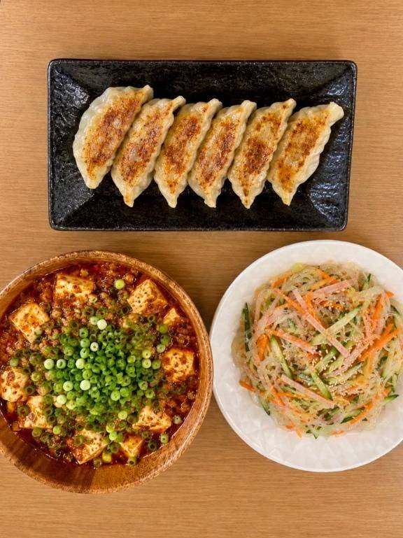 ゴロゴロ〜