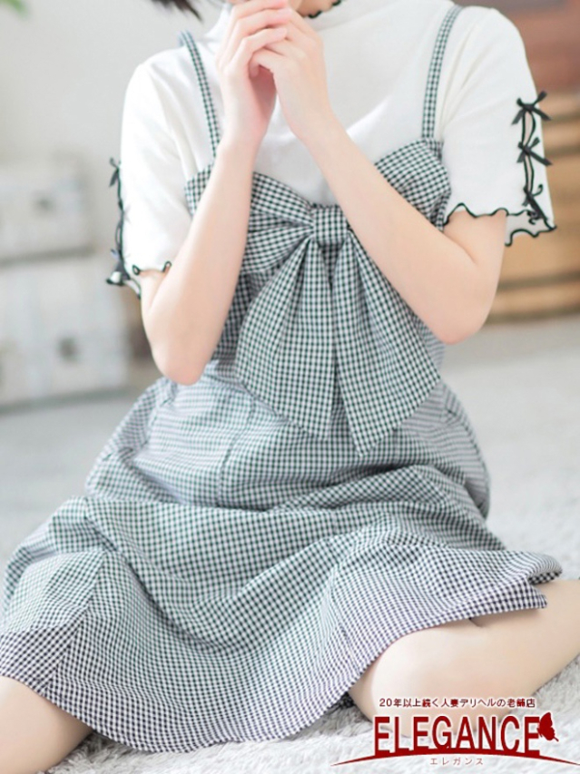 (新人)りこ（ELEGANCE エレガンス）