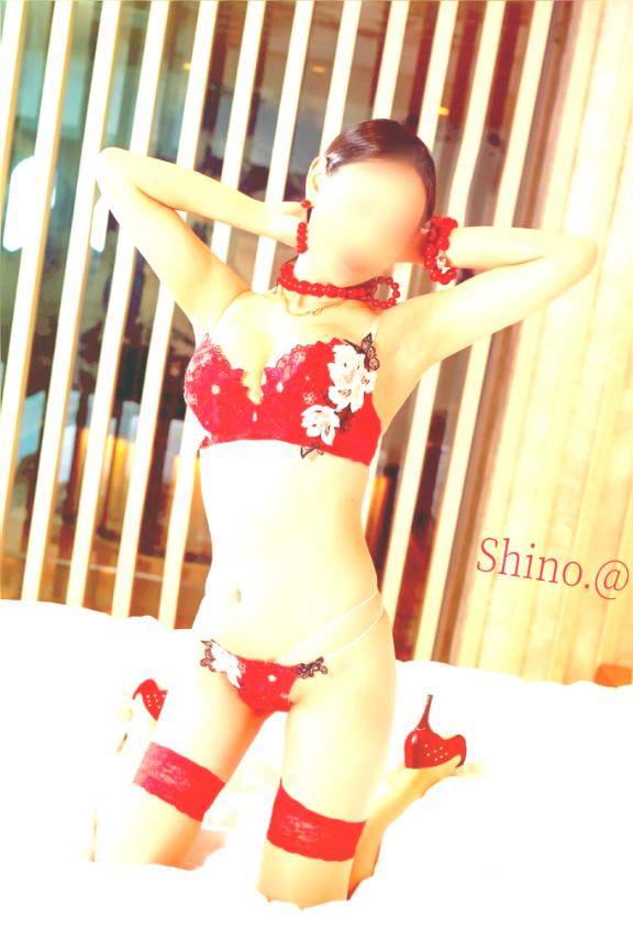 すめらぎ しの（SM・M性感ニューハーフ Club Embassy 岡山店）