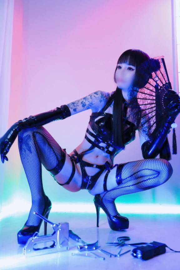アリシア女王様（SM・M性感ニューハーフ Club Embassy 岡山店）
