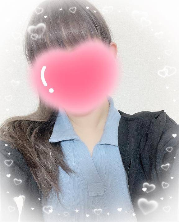 ごあいさつ☘ ̖́-