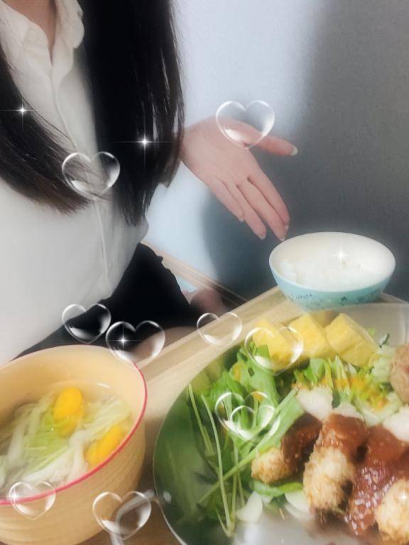 😋🍴
