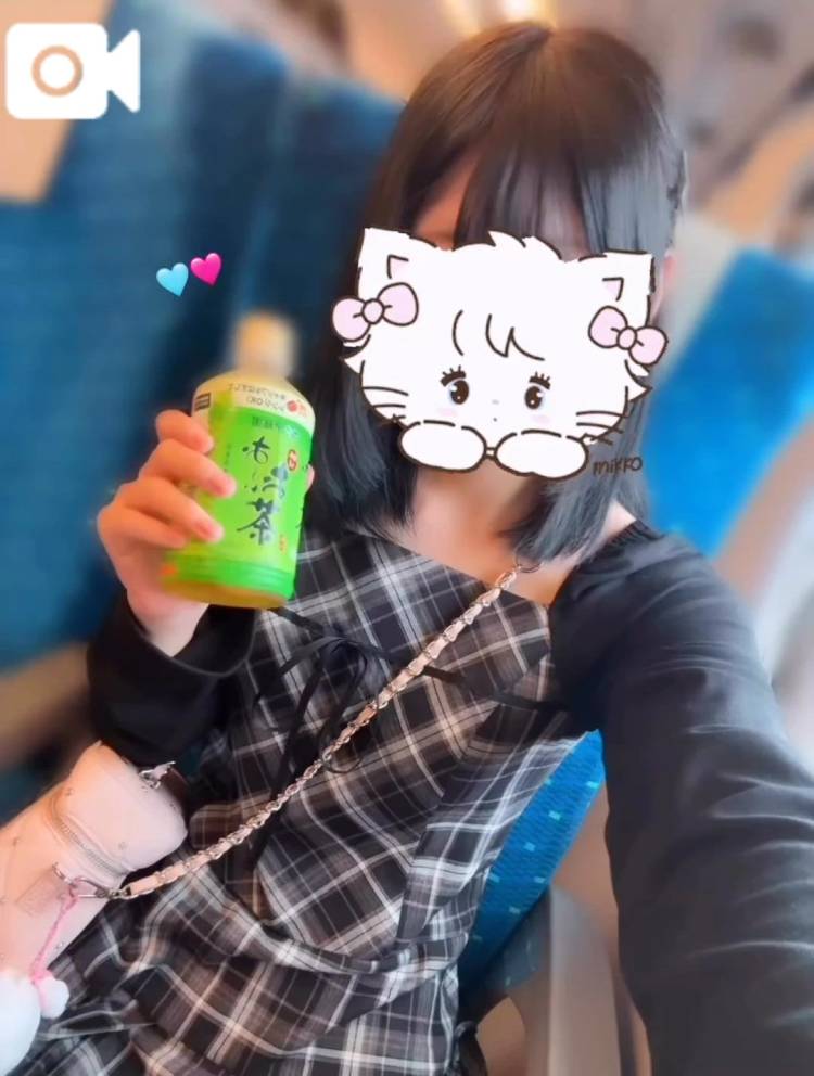 お久しぶりです🐱🎀