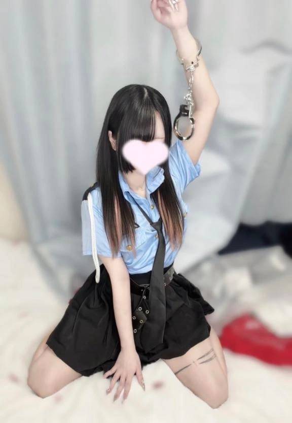 おーはよっ☀️逮捕♡