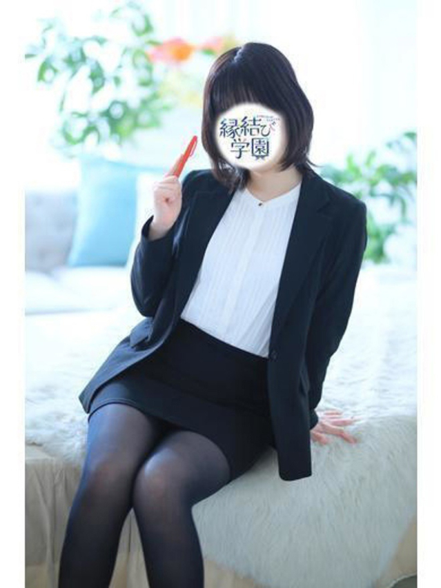 なつみ先生（縁結び学園）