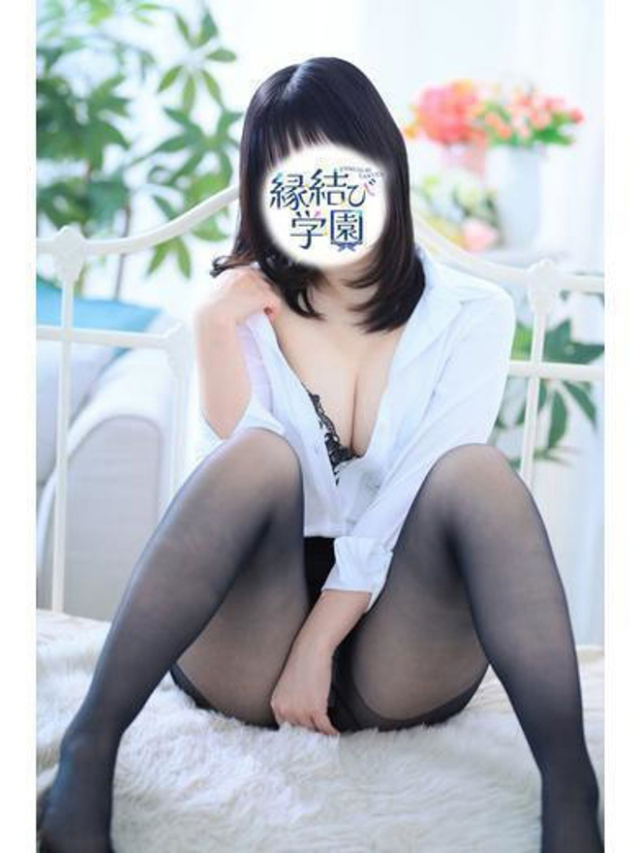 なつみ先生（縁結び学園）