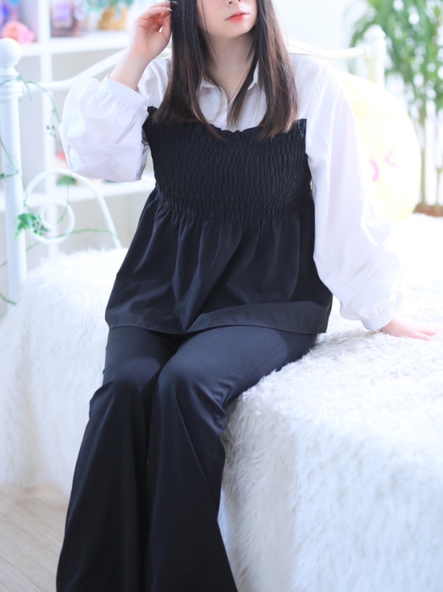 りょう♡Gカップ新人(EYE MASK 「アイマスク」)