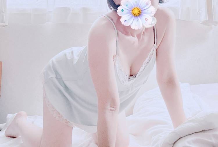 ゆり(山口人妻デリヘルフルール)