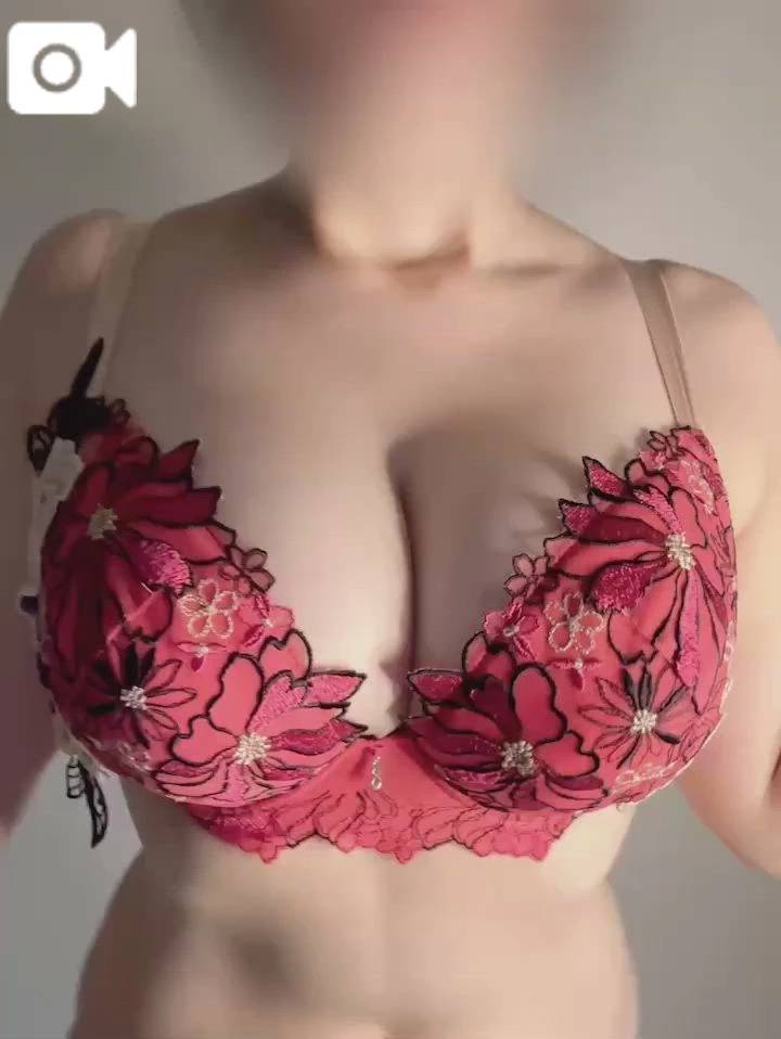 踊ってはないんだぞ♡笑