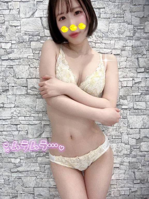 すぐ脱いじゃう/////