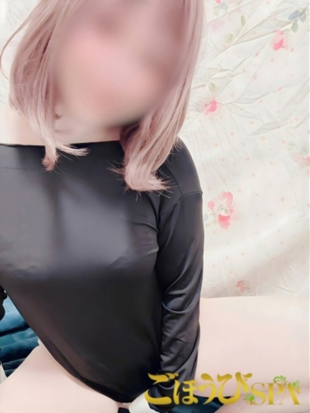 みなみ(ごほうび SPA 広島店~巨乳巨尻専門の風俗メンズエステ~)