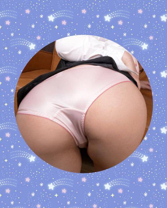 ?我慢できなくて、自分で触れちゃった??