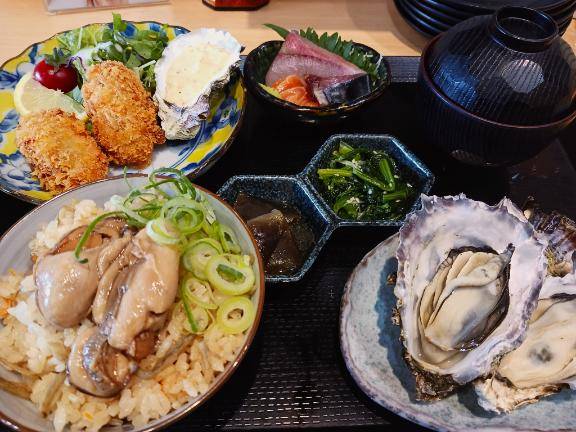 ランチ行ってきました