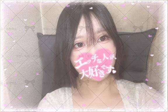 明日で今月ラスト🫪🤍 愛し合お〜,,ᴗ  ̫ ᴗ,,