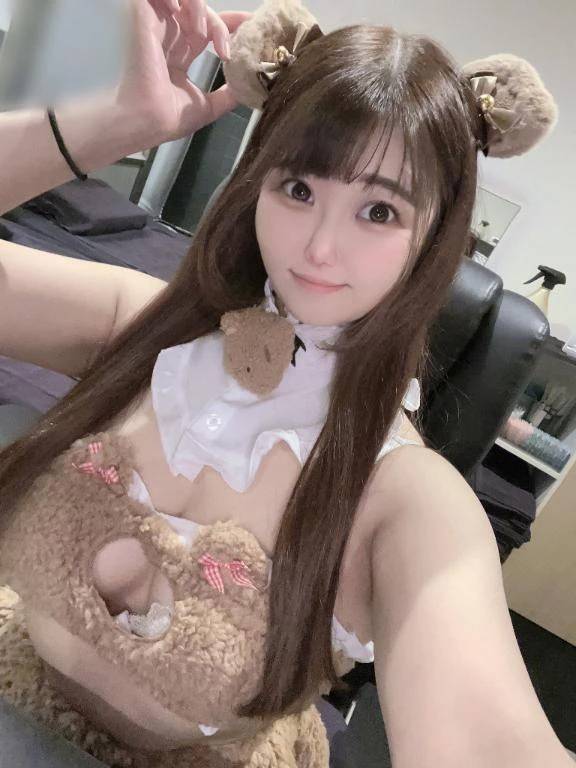 【なゆ専用】【2種類あるよ】コスプレ無料OP