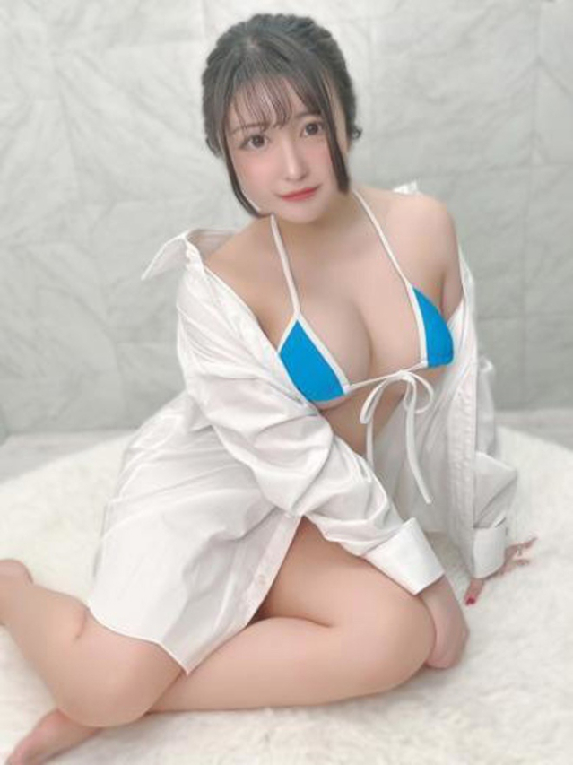 ひな（ぐらどるえっぐ）