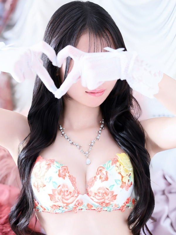 ヒナ（DIANA（ディアナ））