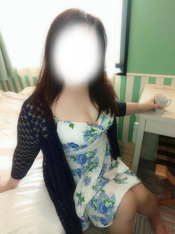 美咲(みさき)（エッチな熟女）