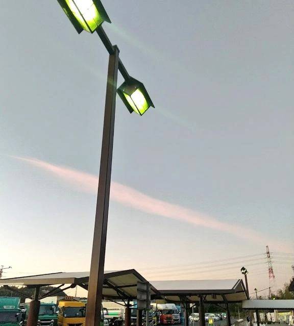 エモい朝焼けを浴び…