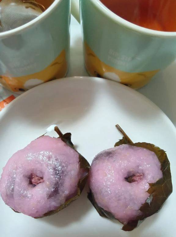 葉っぱ食べます♪