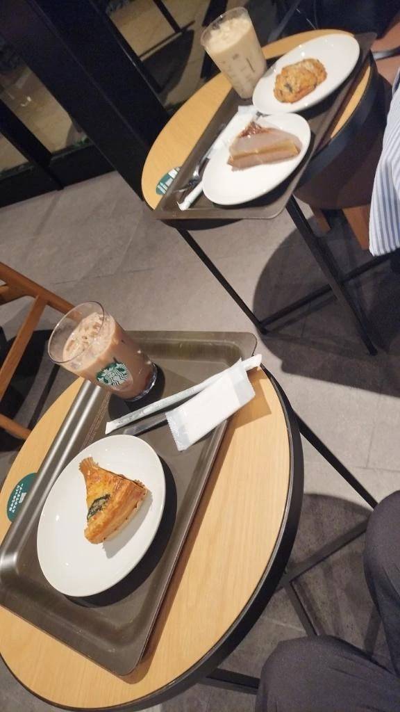 今日はお休みですが