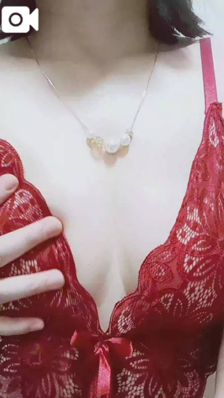 赤レース自撮り♪💝