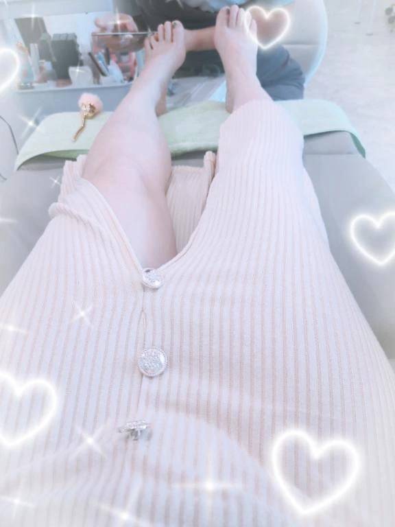 ただいまネイル中😊