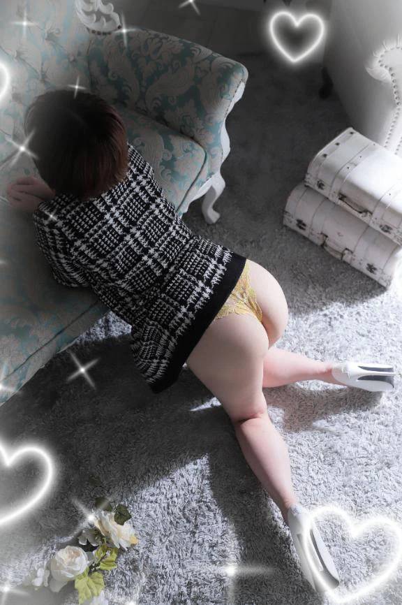 明日😊