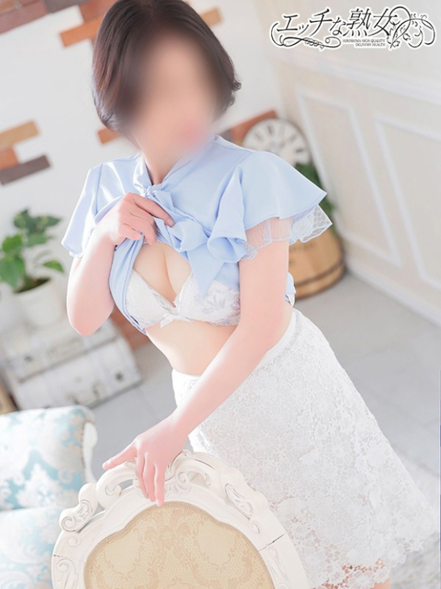 新人 夢乃(ゆめの)（エッチな熟女）