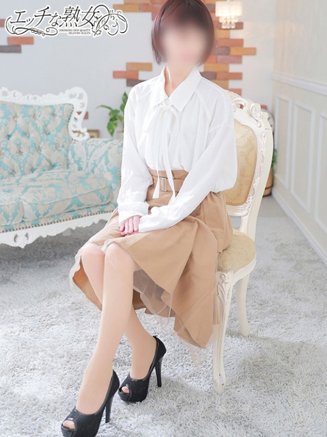 渚(なぎさ)(エッチな熟女)