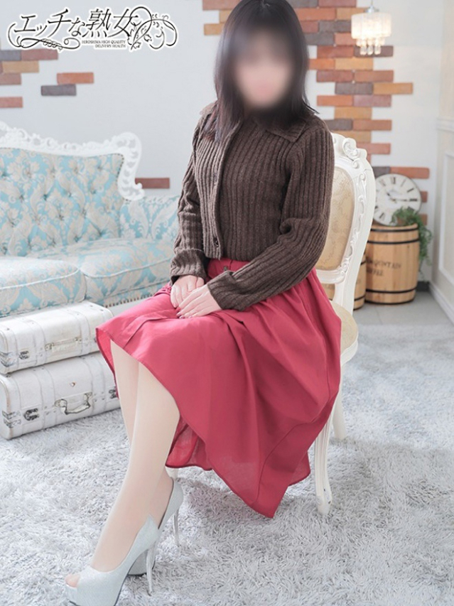 菫(すみれ)（エッチな熟女）