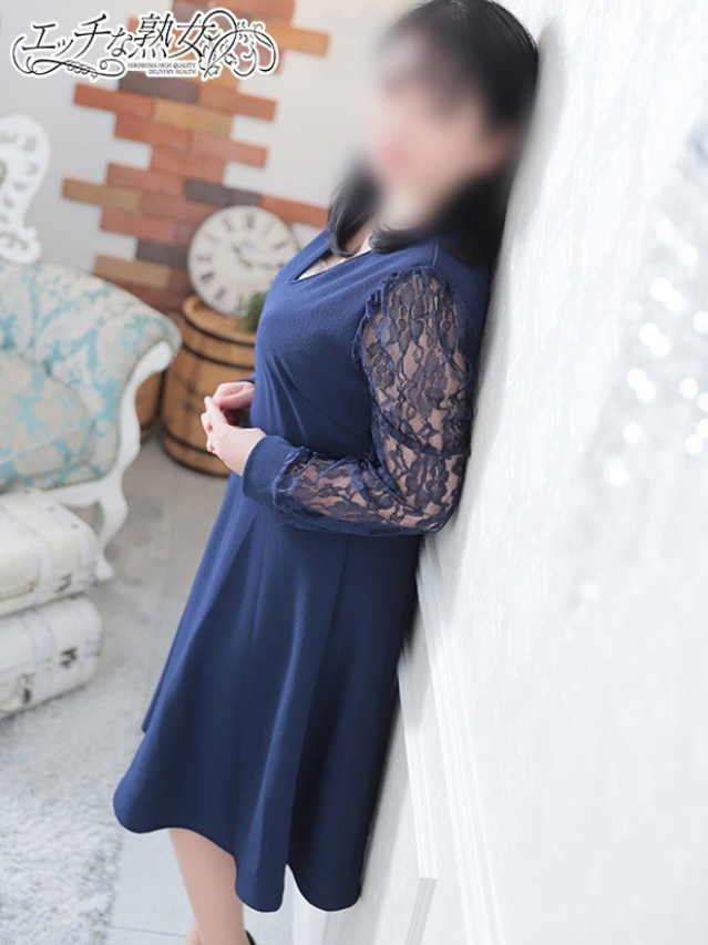 新人 真央(まお)（エッチな熟女）