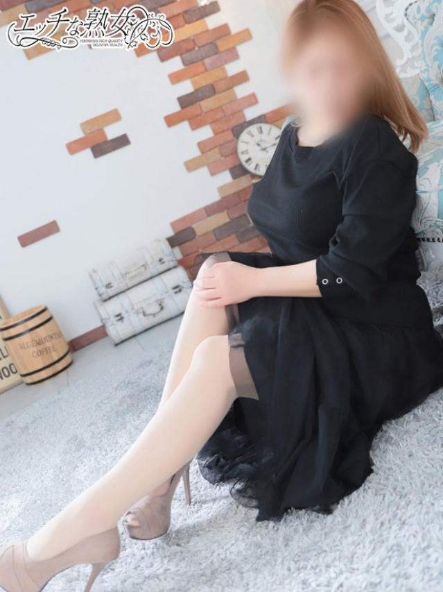 新人 真子(まこ)（エッチな熟女）