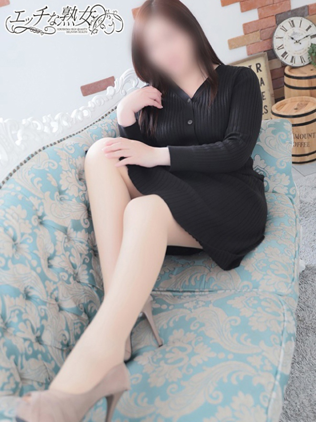 新人 叶恵(かなえ)（エッチな熟女）